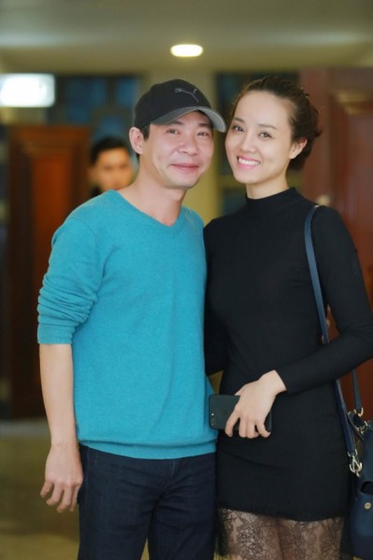 Cong Ly duoc ban gai di co vu show dien dau nam-Hinh-2